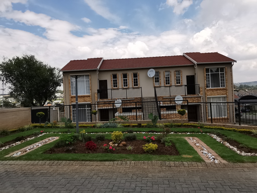 2 Bedroom Property for Sale in Laser Park Gauteng