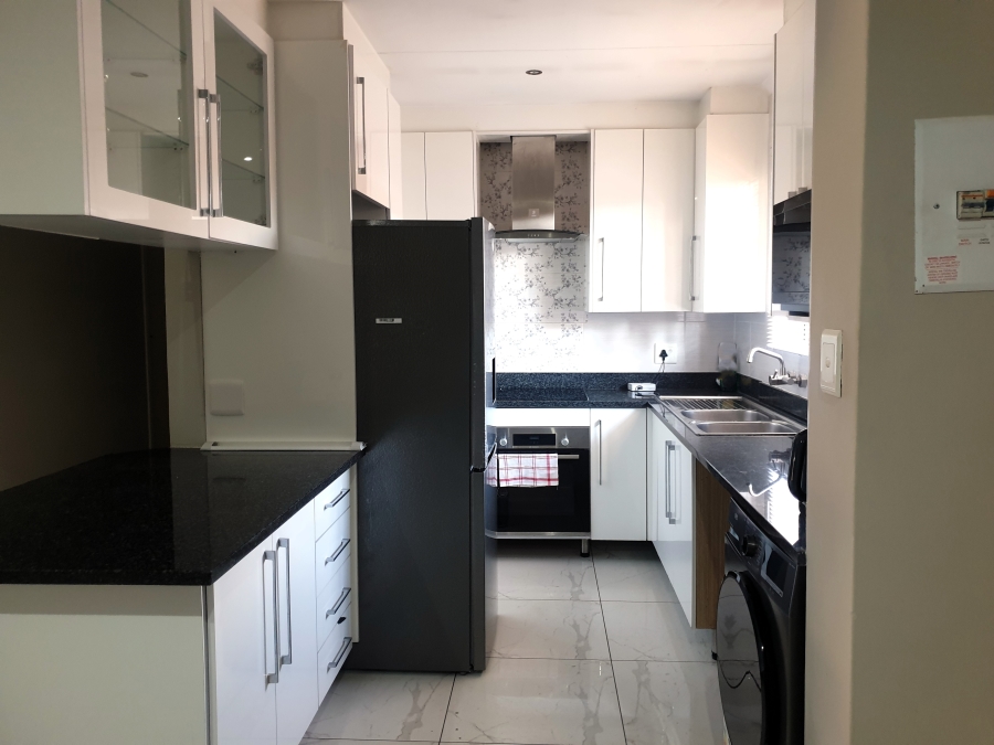 To Let 2 Bedroom Property for Rent in Equestria Gauteng