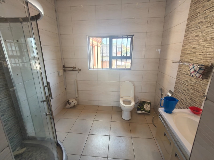 To Let 3 Bedroom Property for Rent in Laudium Gauteng