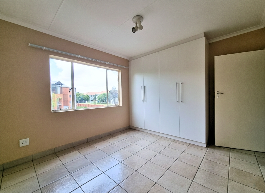 2 Bedroom Property for Sale in Vorna Valley Gauteng