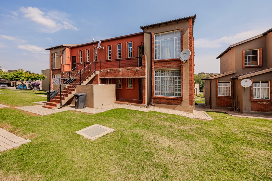 2 Bedroom Property for Sale in Laser Park Gauteng