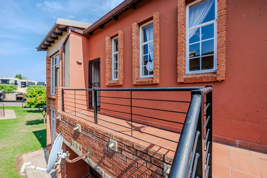 2 Bedroom Property for Sale in Laser Park Gauteng