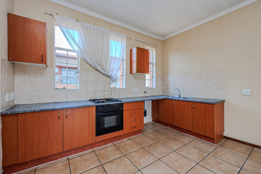 2 Bedroom Property for Sale in Laser Park Gauteng