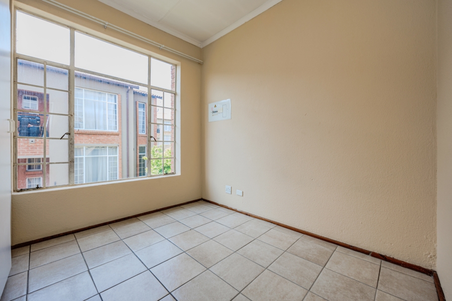 2 Bedroom Property for Sale in Laser Park Gauteng