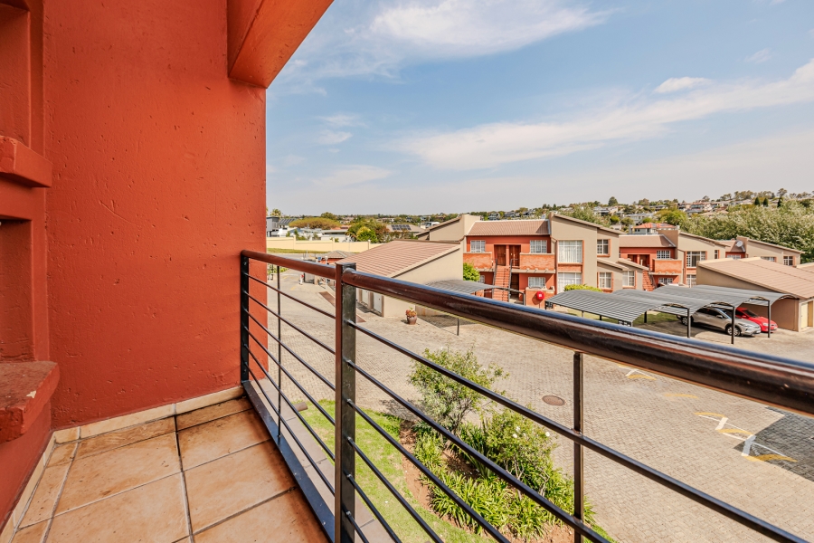 2 Bedroom Property for Sale in Laser Park Gauteng