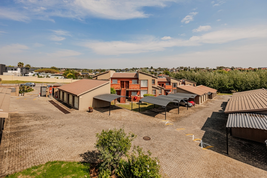 2 Bedroom Property for Sale in Laser Park Gauteng