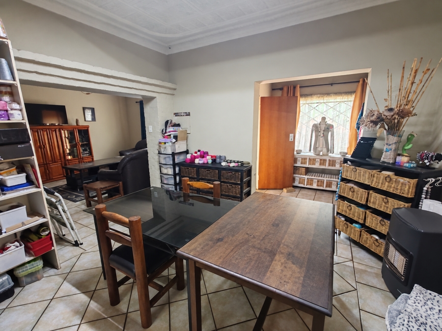 5 Bedroom Property for Sale in Pretoria Gardens Gauteng