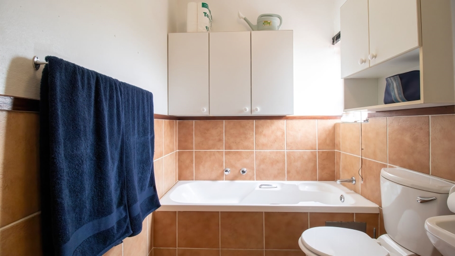 1 Bedroom Property for Sale in Sunninghill Gauteng