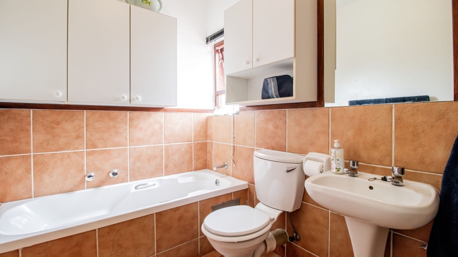 1 Bedroom Property for Sale in Sunninghill Gauteng