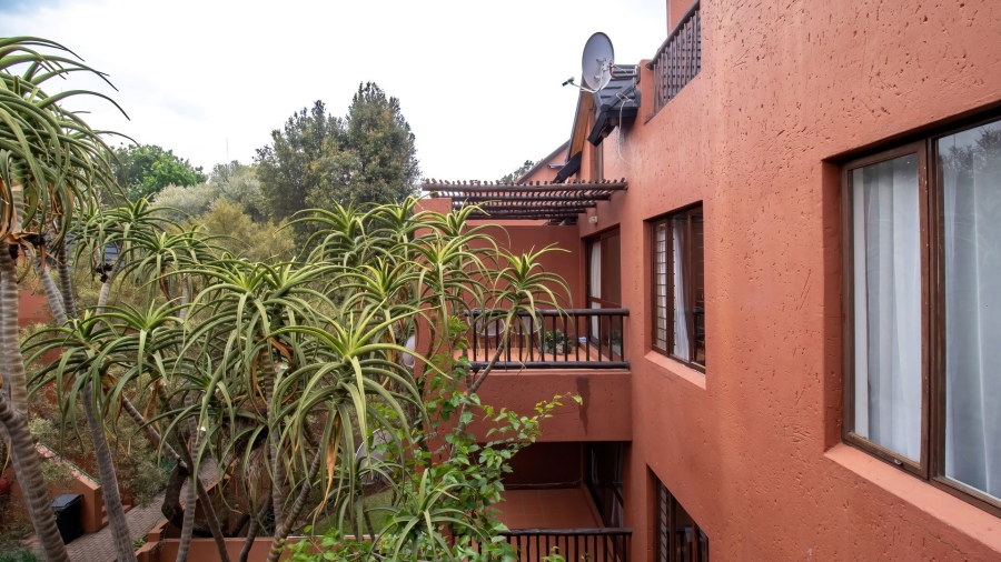 1 Bedroom Property for Sale in Sunninghill Gauteng