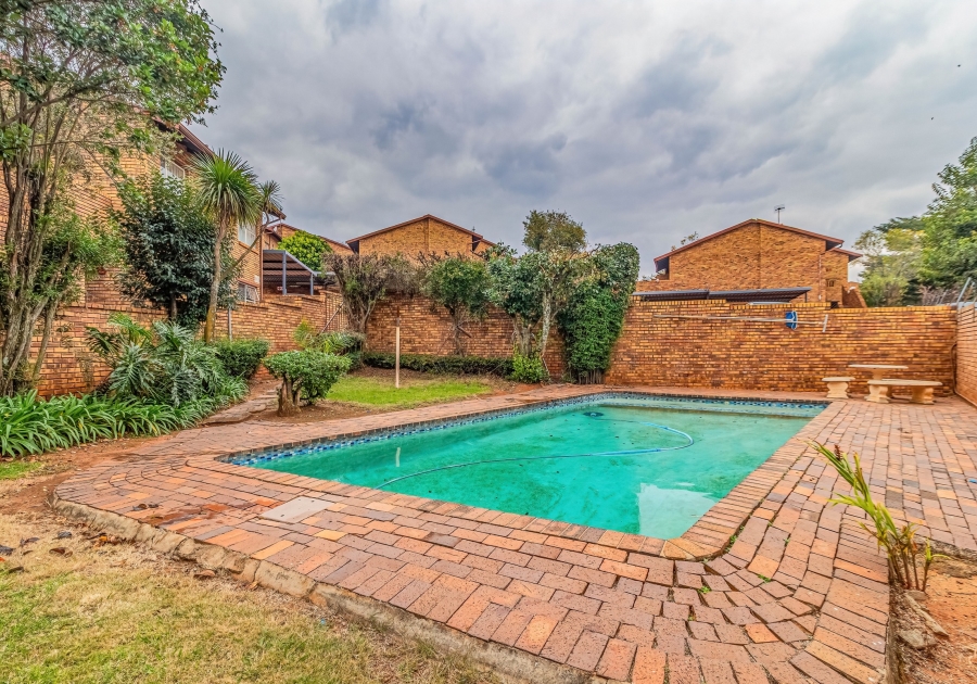 2 Bedroom Property for Sale in Bruma Gauteng