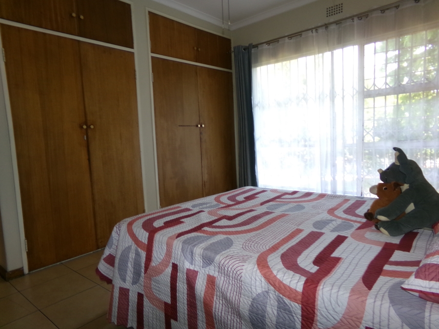 To Let 3 Bedroom Property for Rent in Wilro Park Gauteng