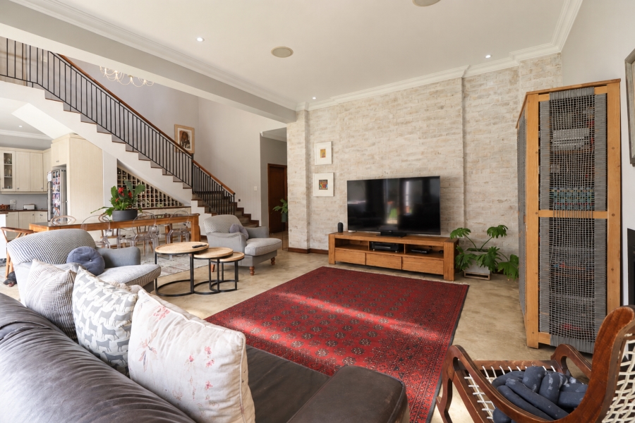 4 Bedroom Property for Sale in Waterfall Country Village Gauteng
