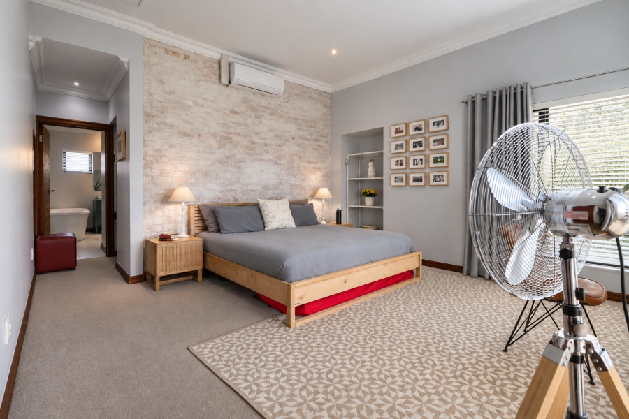 4 Bedroom Property for Sale in Waterfall Country Village Gauteng