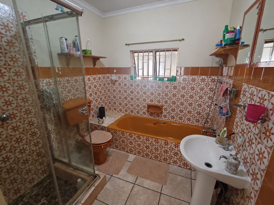 3 Bedroom Property for Sale in Pretoria Gardens Gauteng