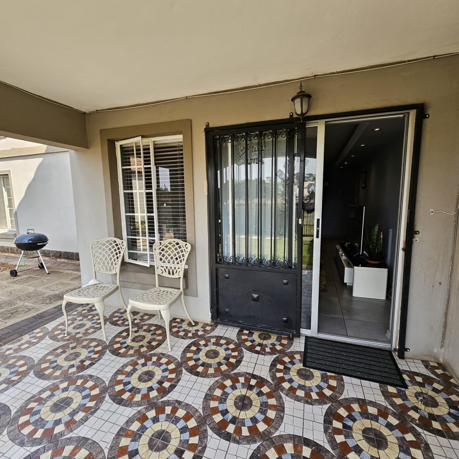 3 Bedroom Property for Sale in Florida Glen Gauteng