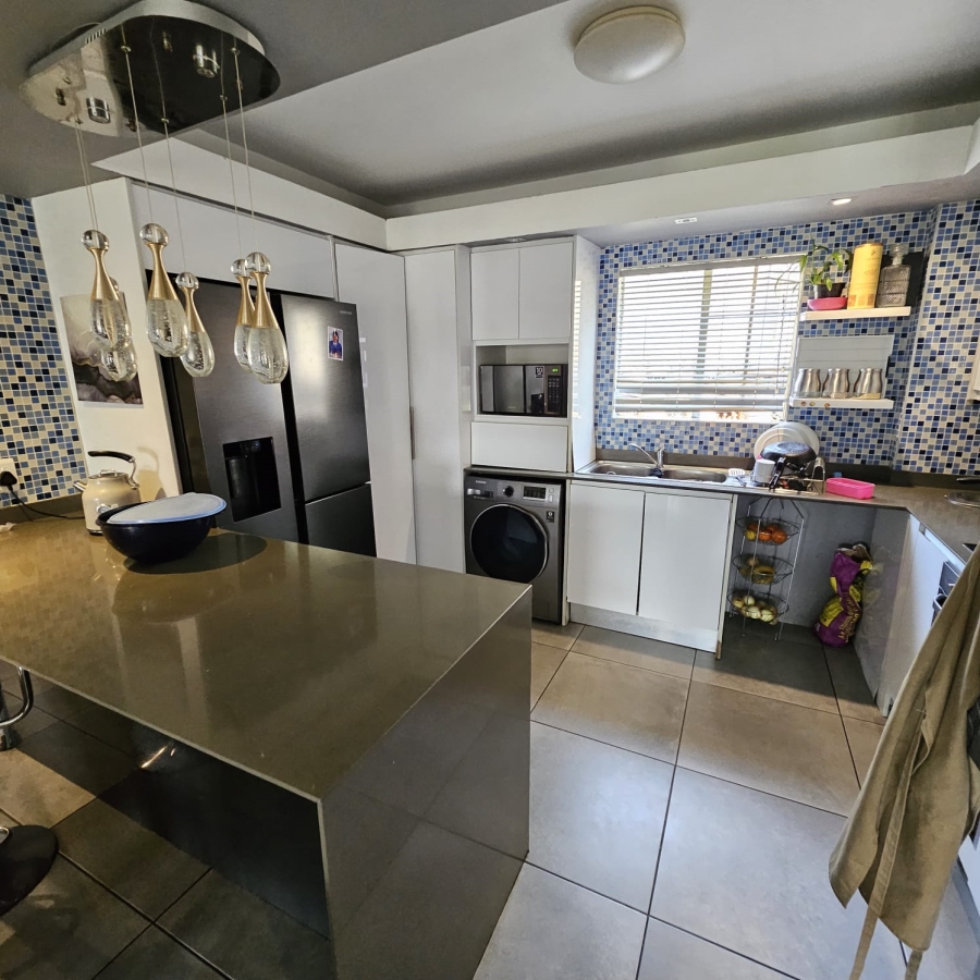 3 Bedroom Property for Sale in Florida Glen Gauteng