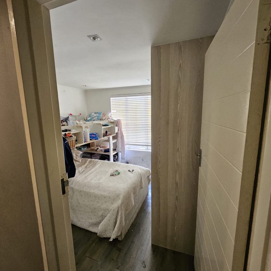 3 Bedroom Property for Sale in Florida Glen Gauteng
