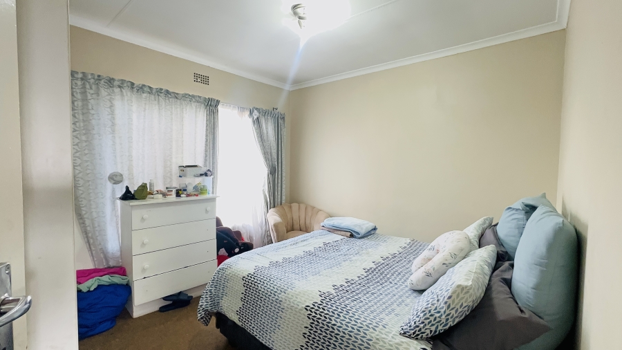 2 Bedroom Property for Sale in Sonneveld Gauteng