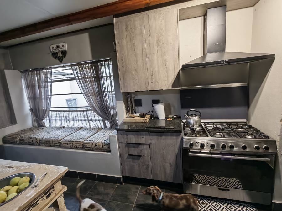 5 Bedroom Property for Sale in Pretoria North Gauteng