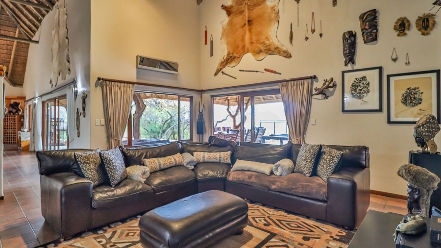 5 Bedroom Property for Sale in Lanseria Gauteng