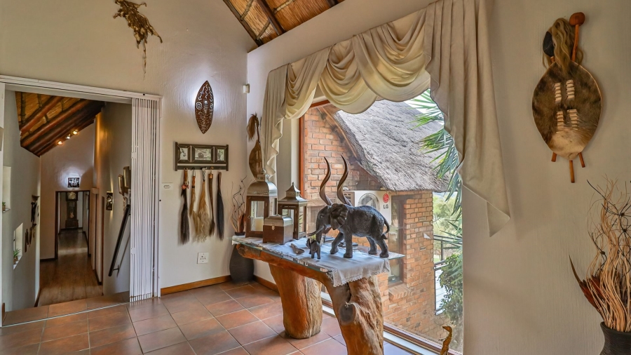 5 Bedroom Property for Sale in Lanseria Gauteng