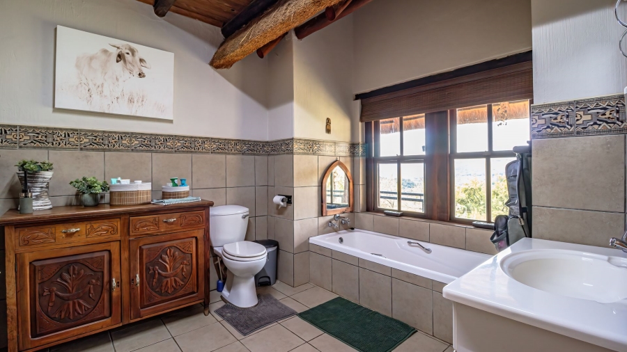5 Bedroom Property for Sale in Lanseria Gauteng