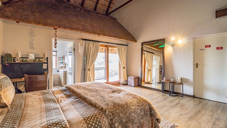 5 Bedroom Property for Sale in Lanseria Gauteng
