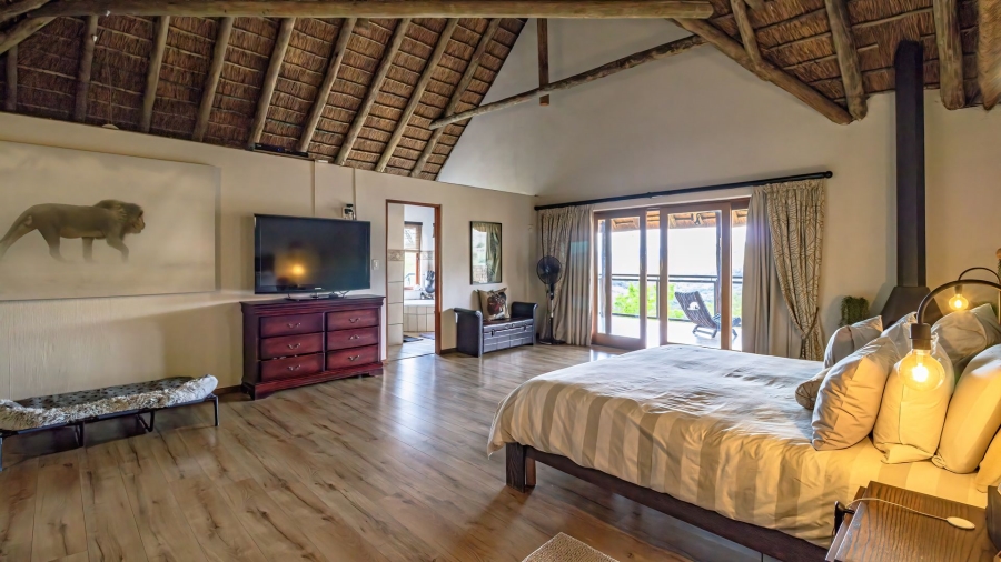 5 Bedroom Property for Sale in Lanseria Gauteng