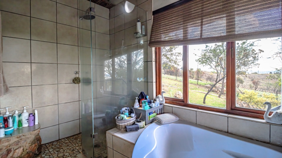 5 Bedroom Property for Sale in Lanseria Gauteng