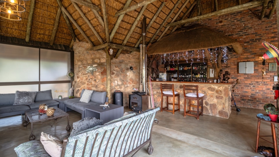 5 Bedroom Property for Sale in Lanseria Gauteng