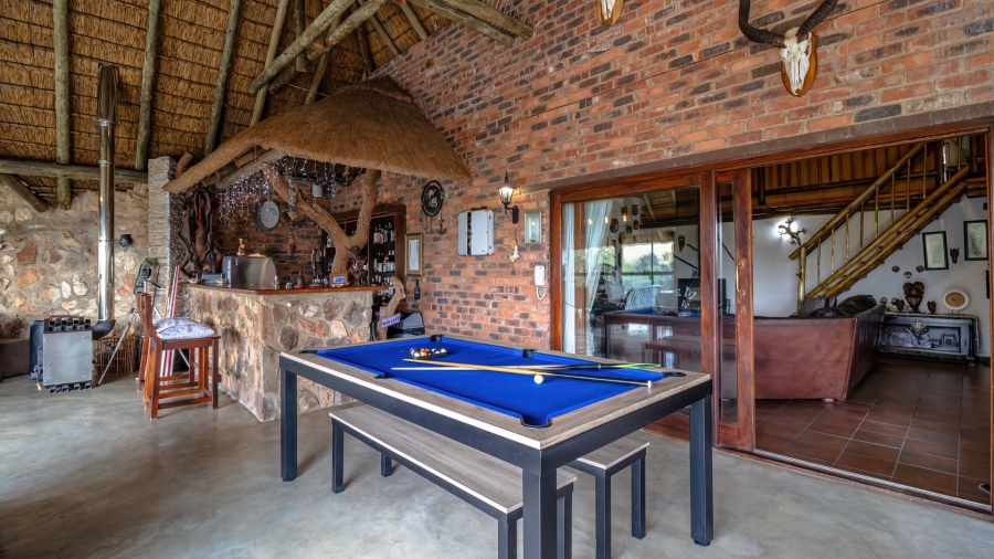 5 Bedroom Property for Sale in Lanseria Gauteng