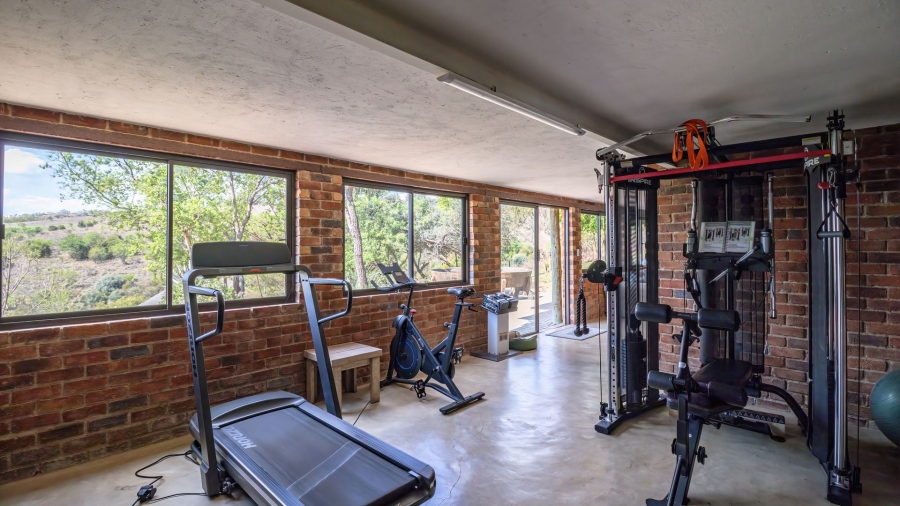 5 Bedroom Property for Sale in Lanseria Gauteng