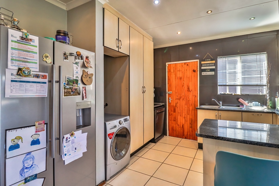 3 Bedroom Property for Sale in North Riding Gauteng