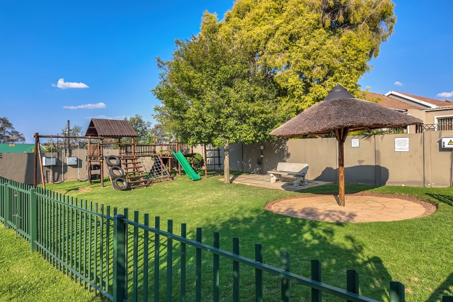 3 Bedroom Property for Sale in North Riding Gauteng