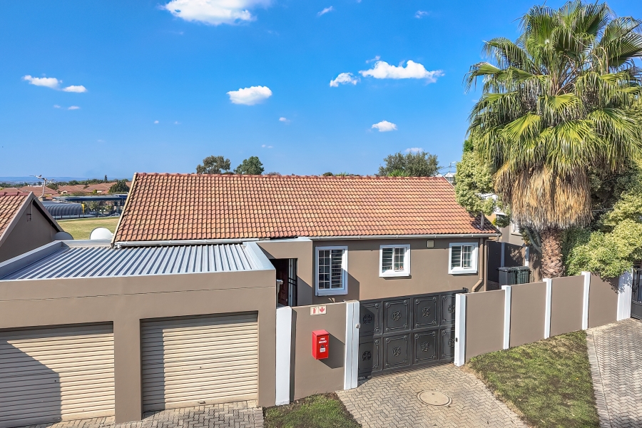 3 Bedroom Property for Sale in North Riding Gauteng