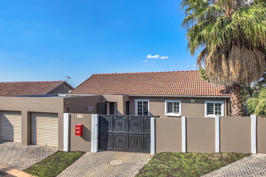 3 Bedroom Property for Sale in North Riding Gauteng