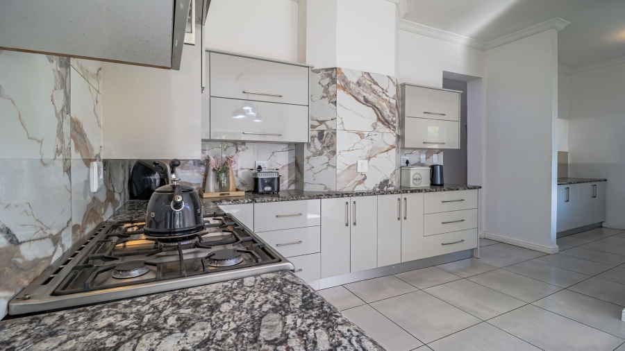 4 Bedroom Property for Sale in Dainfern Valley Gauteng
