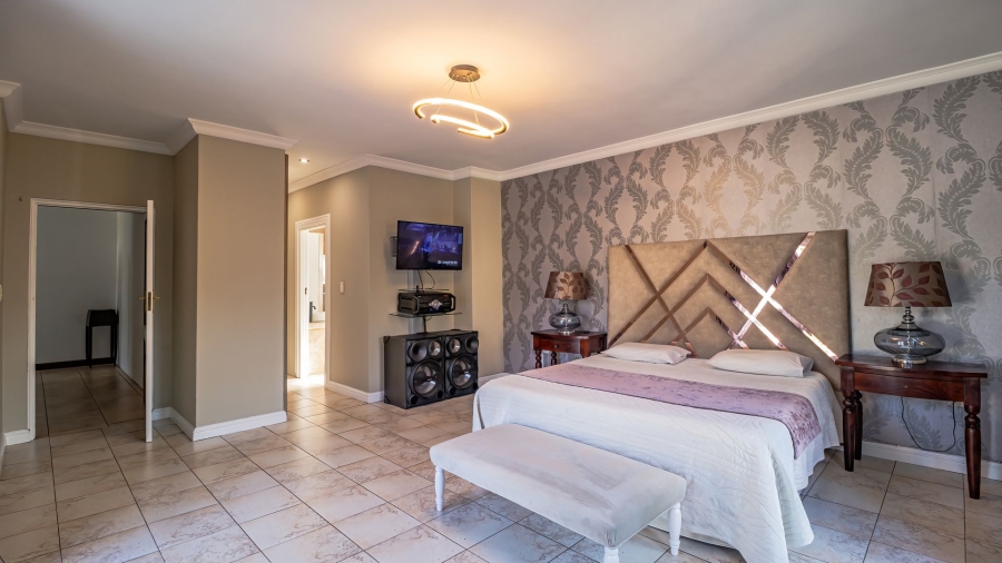 4 Bedroom Property for Sale in Dainfern Valley Gauteng