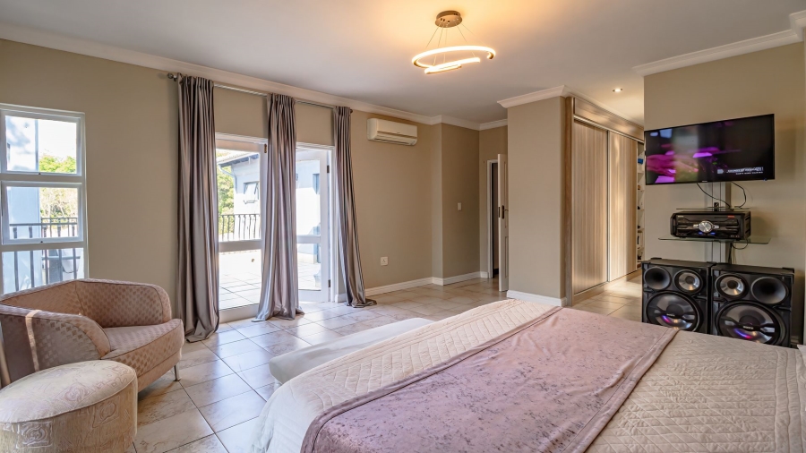 4 Bedroom Property for Sale in Dainfern Valley Gauteng