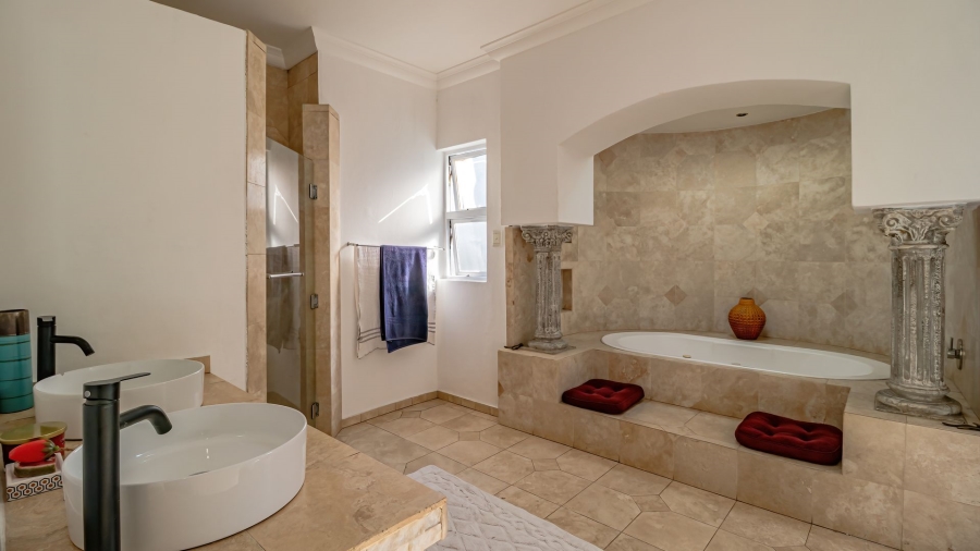 4 Bedroom Property for Sale in Dainfern Valley Gauteng