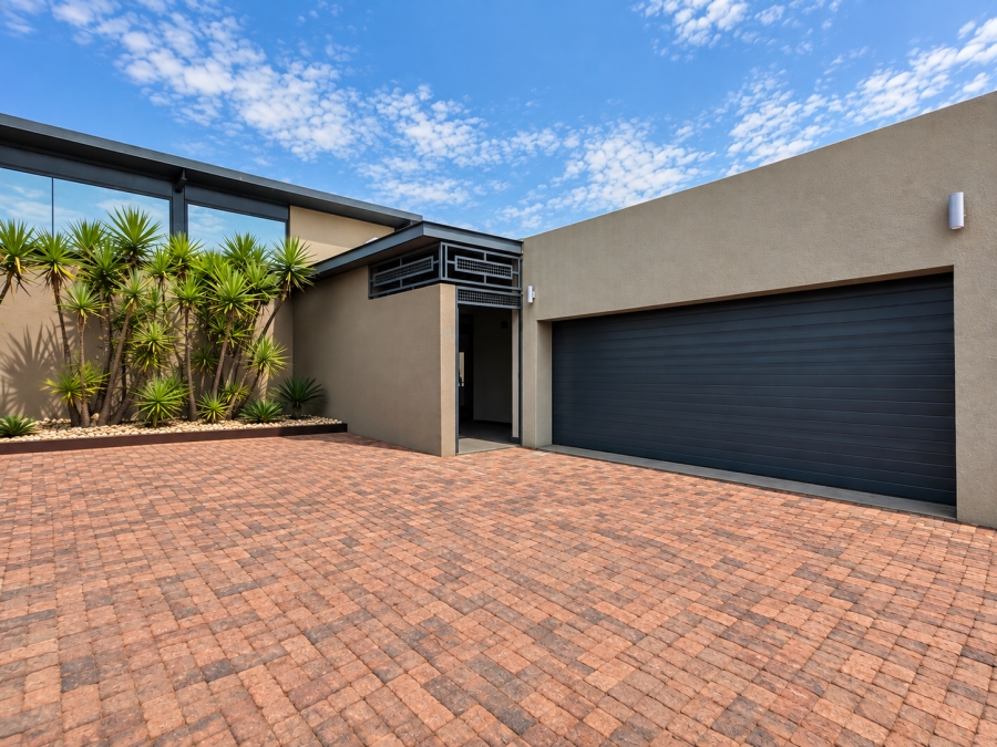 3 Bedroom Property for Sale in Three Rivers East Gauteng