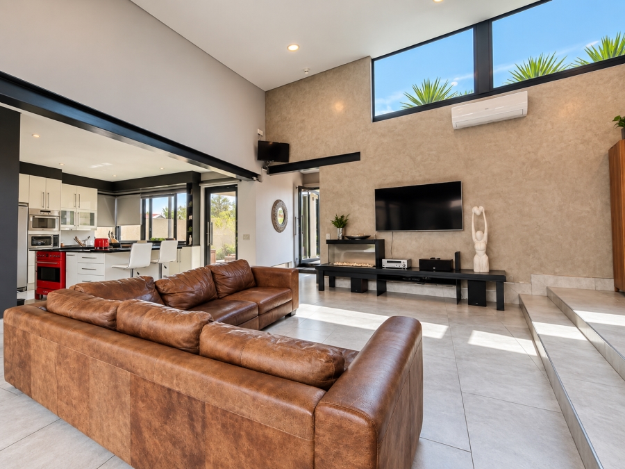 3 Bedroom Property for Sale in Three Rivers East Gauteng