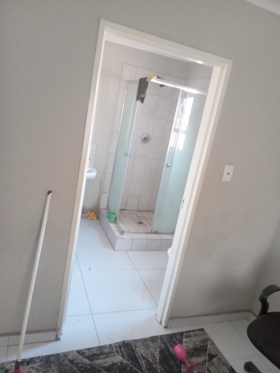 3 Bedroom Property for Sale in Dawn Park Gauteng