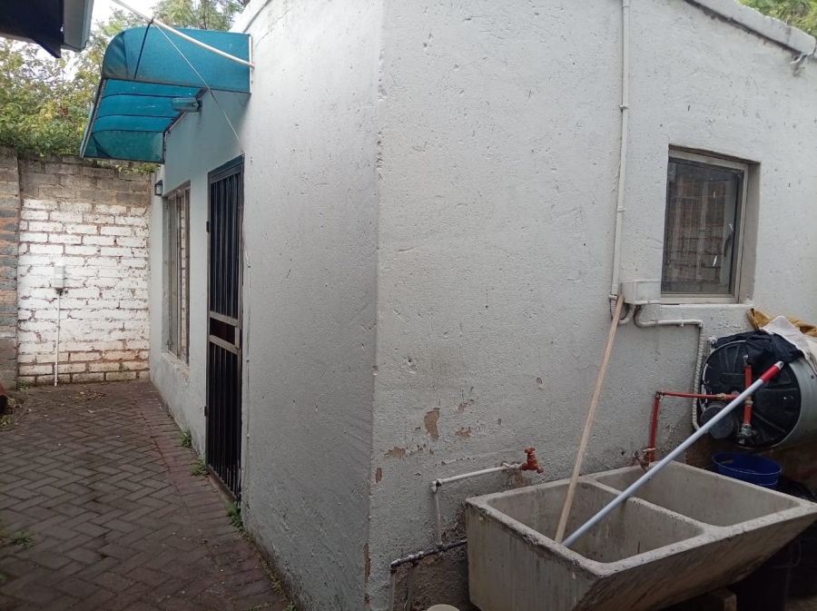 6 Bedroom Property for Sale in Cosmo City Gauteng