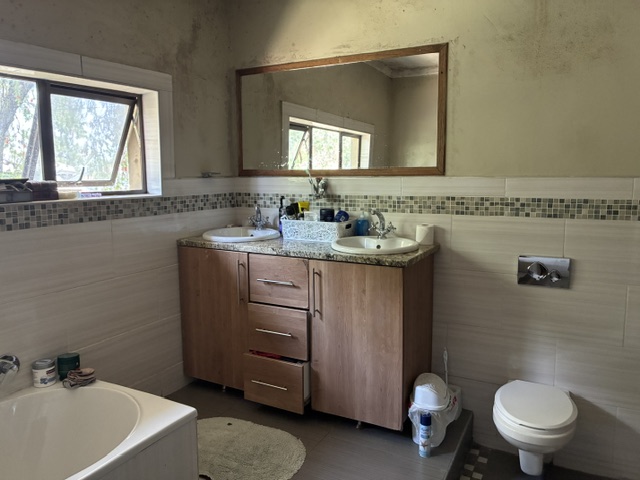 5 Bedroom Property for Sale in Croydon Gauteng