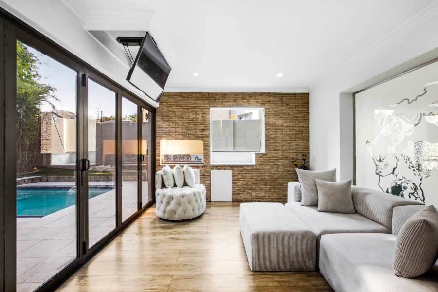3 Bedroom Property for Sale in Bryanston Gauteng