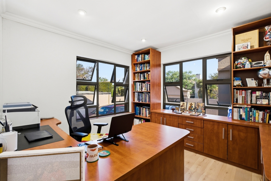 3 Bedroom Property for Sale in Bryanston Gauteng