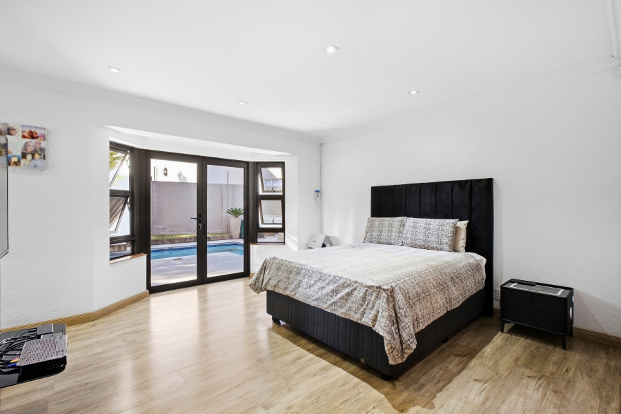 3 Bedroom Property for Sale in Bryanston Gauteng