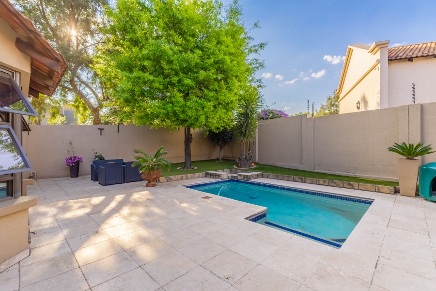 3 Bedroom Property for Sale in Bryanston Gauteng